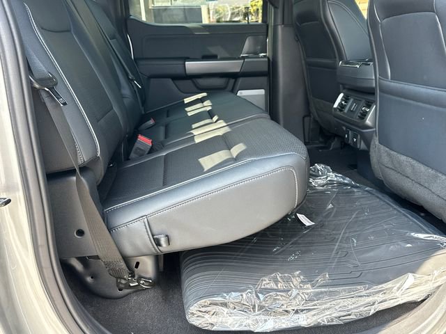 New 2025 Ford F150 Lariat w/ Equipment Group 501A Mid image 15