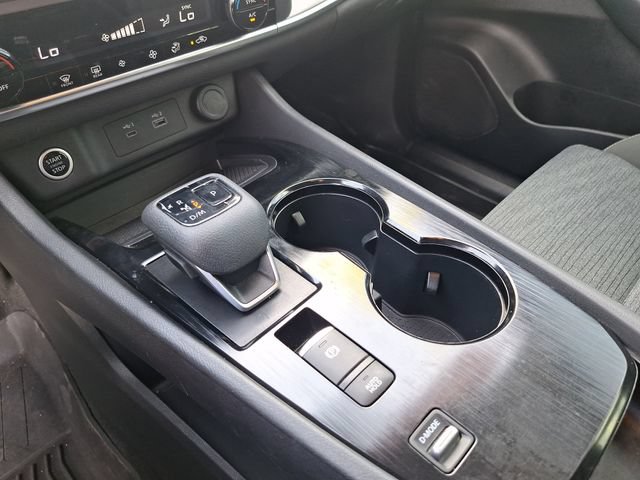 Certified 2023 Nissan Rogue SV FWD image 24