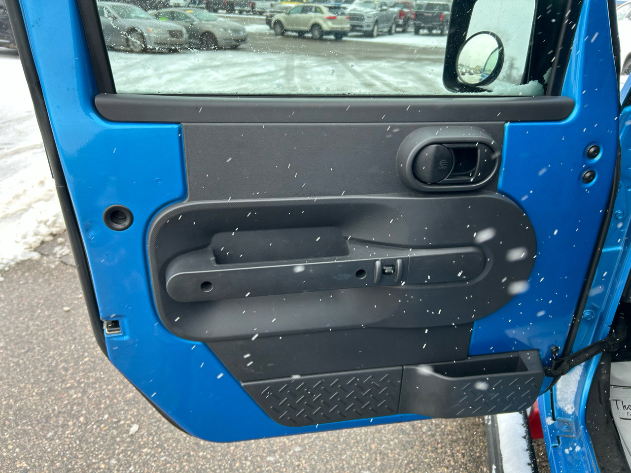 Used 2010 Jeep Wrangler Unlimited Sport image 14