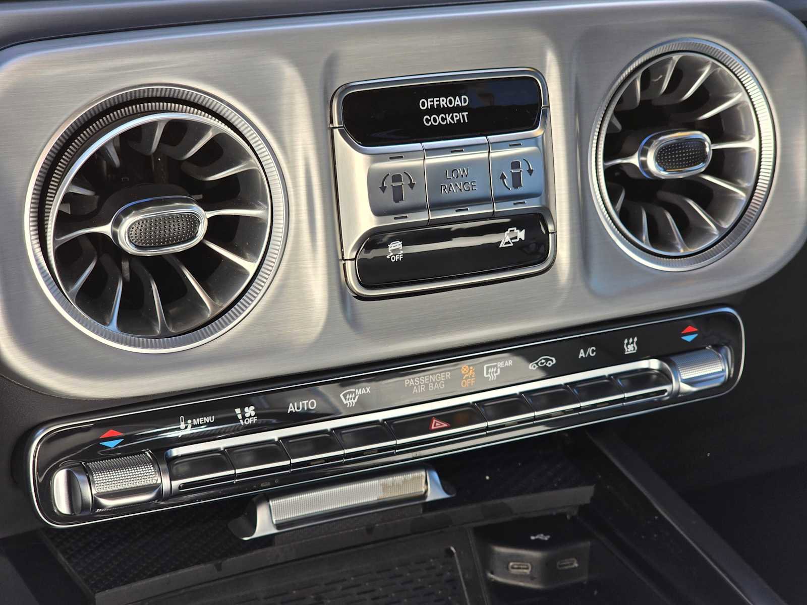 Used 2025 Mercedes-Benz G 580 w/ EQ Technology image 29