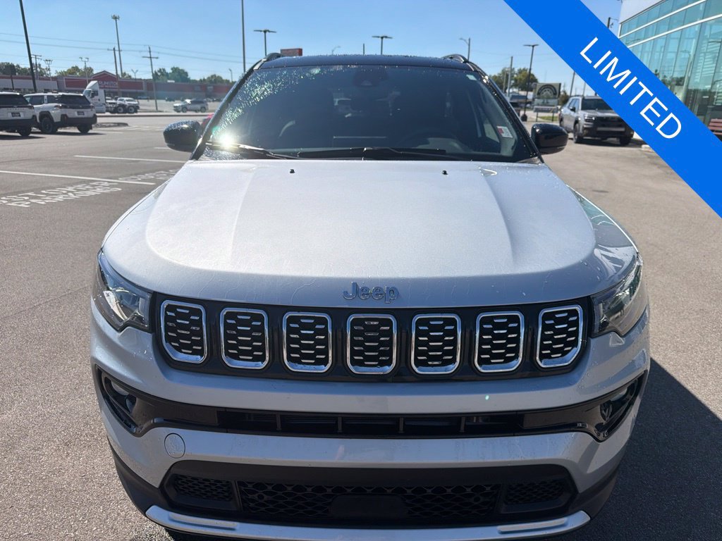 Used 2025 Jeep Compass Limited w/ Sun & Sound Group AWD/4WD image 2