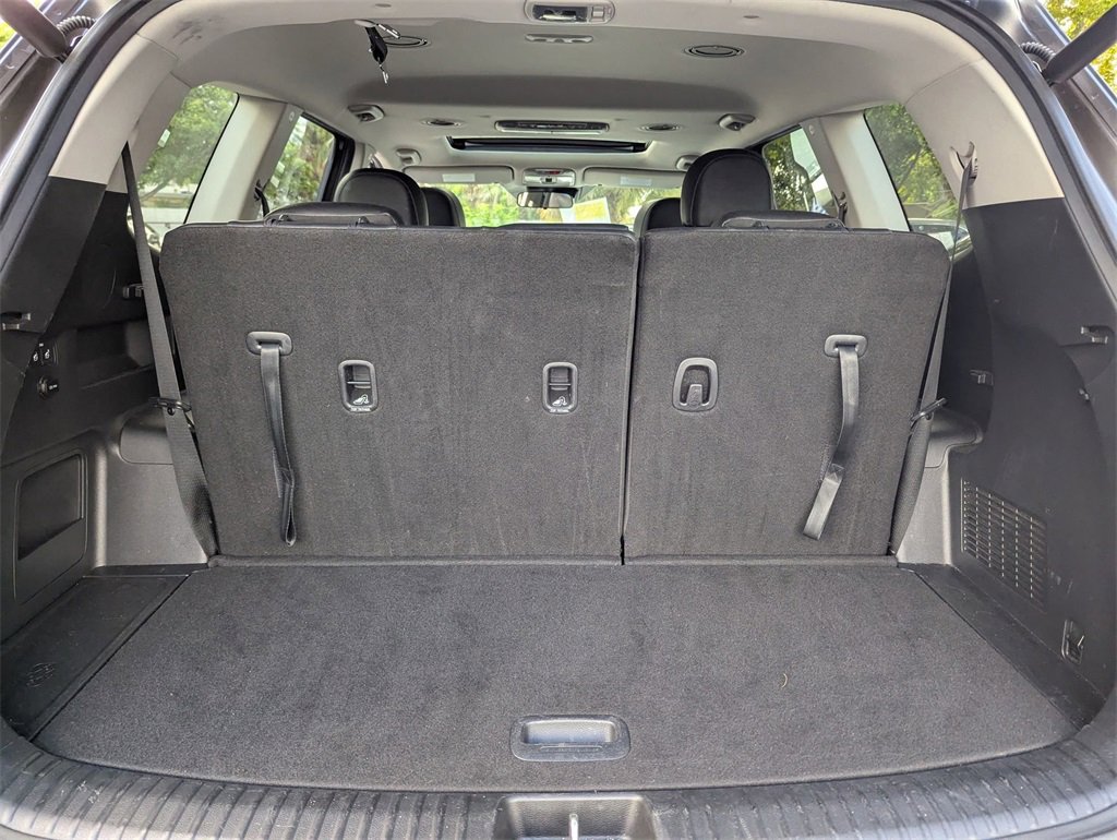 Used 2025 Kia Telluride S image 29