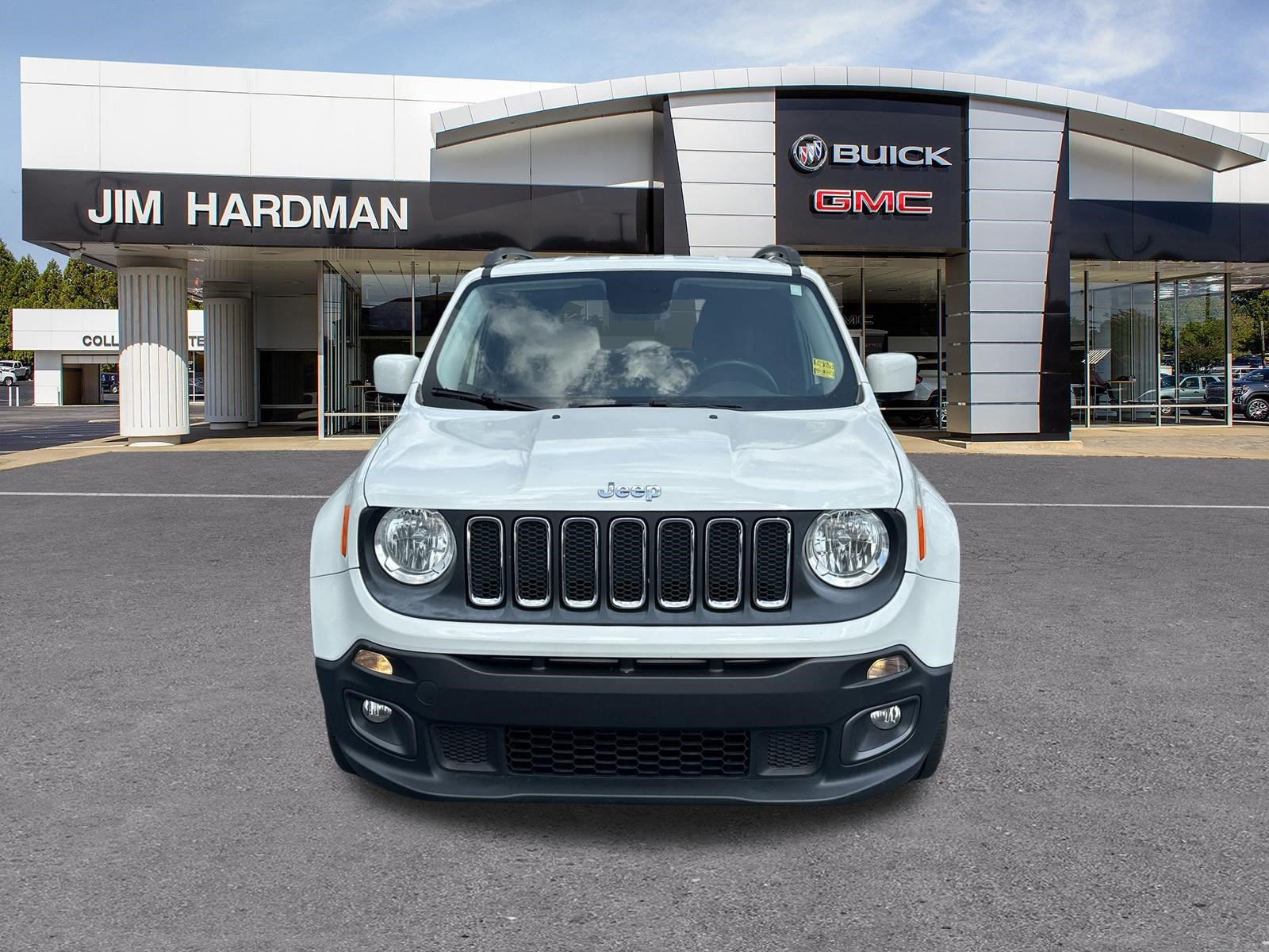 Used 2015 Jeep Renegade Latitude w/ Popular Equipment Group FWD image 2