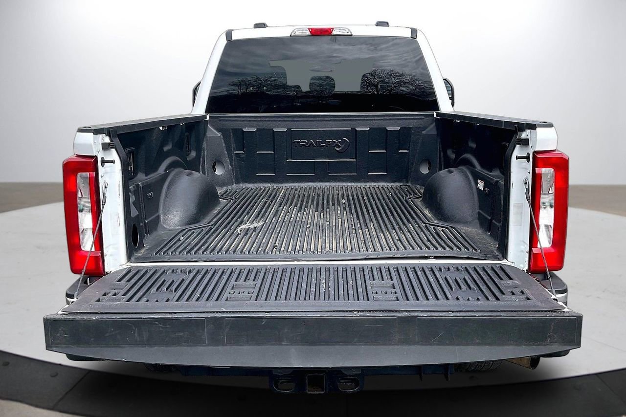 Used 2025 Ford F250 XLT image 25