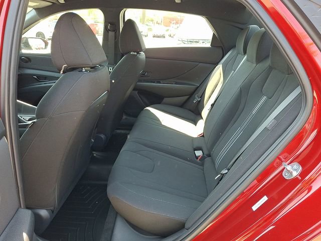 Certified 2025 Hyundai Elantra Sport FWD image 10