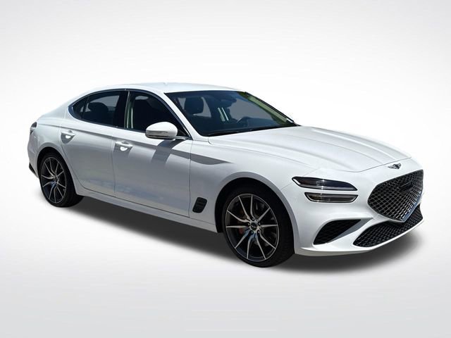 Used 2025 Genesis G70 2.5T RWD image 9
