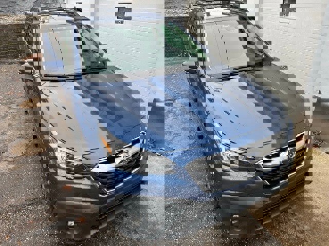 Used 2022 Subaru Outback Premium image 7