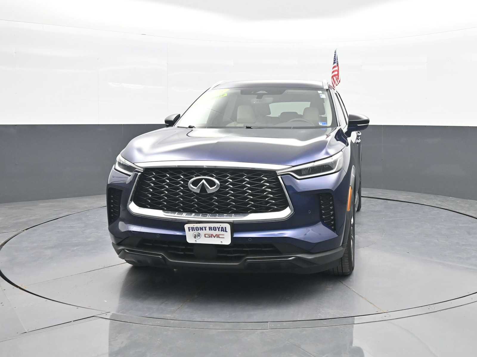 Used 2023 INFINITI QX60 Luxe w/ Cargo Package AWD/4WD image 3