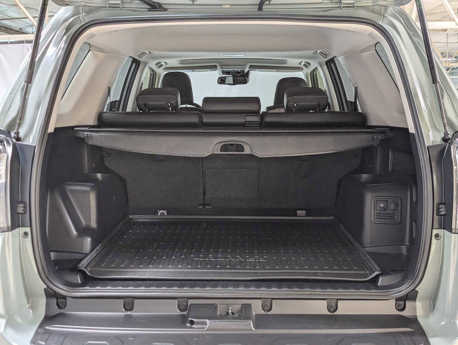 Used 2023 Toyota 4Runner TRD Off-Road Premium w/ Moonroof Package image 17