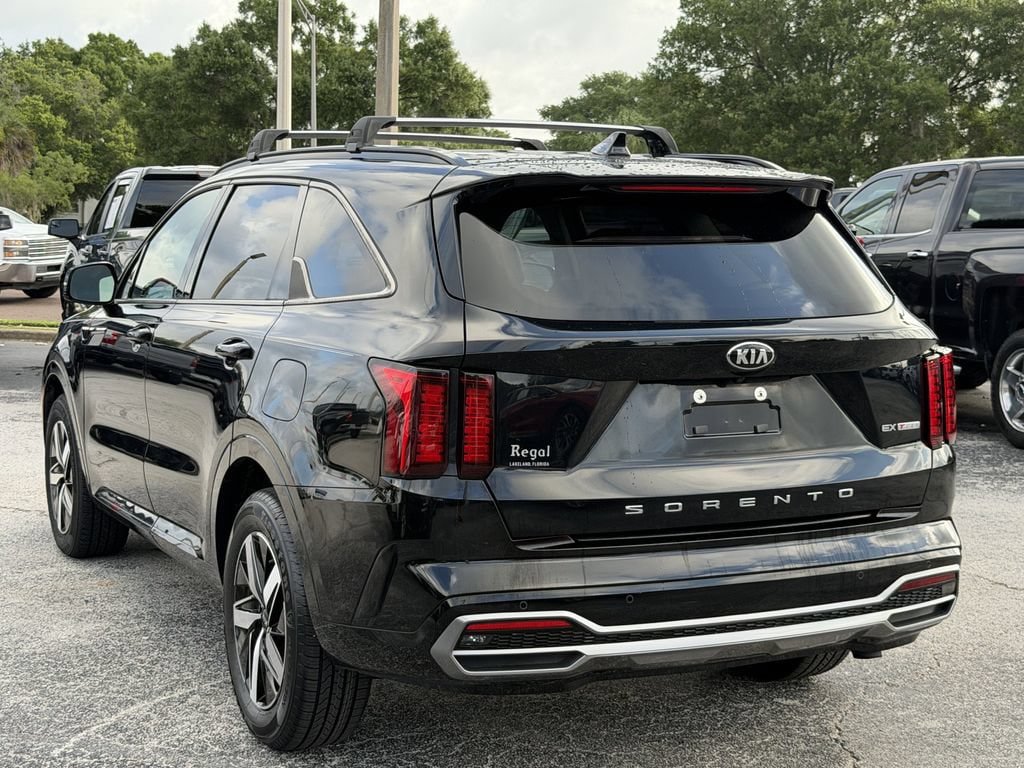 Used 2021 Kia Sorento EX FWD image 6