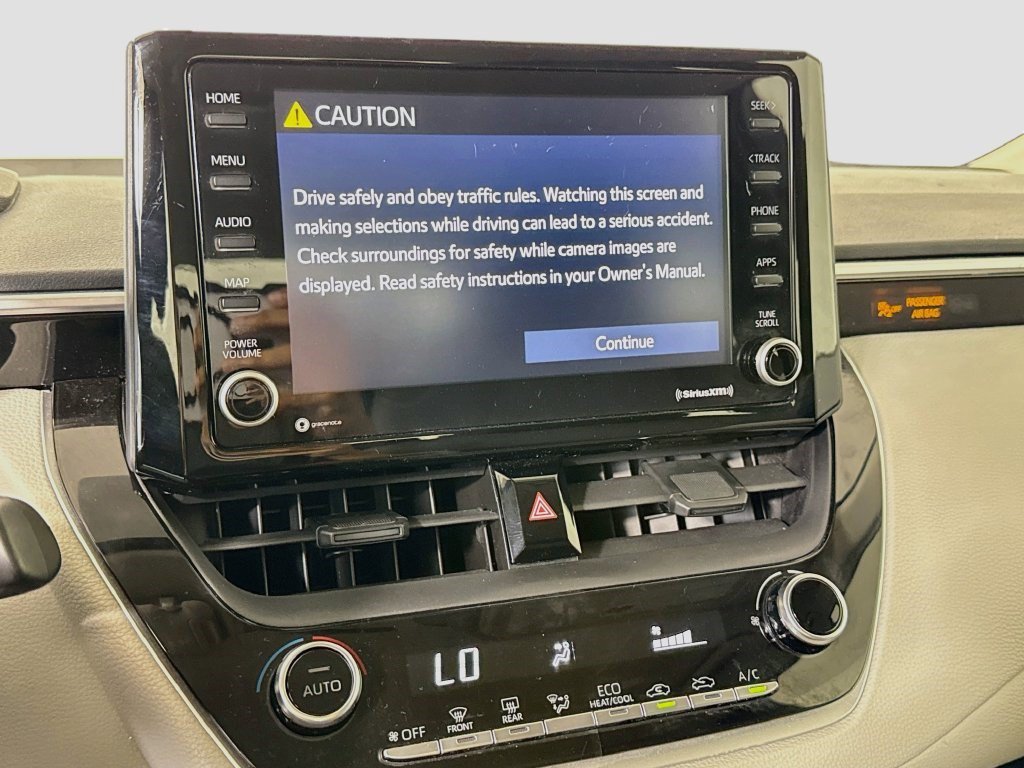 Used 2022 Toyota Corolla LE FWD image 17