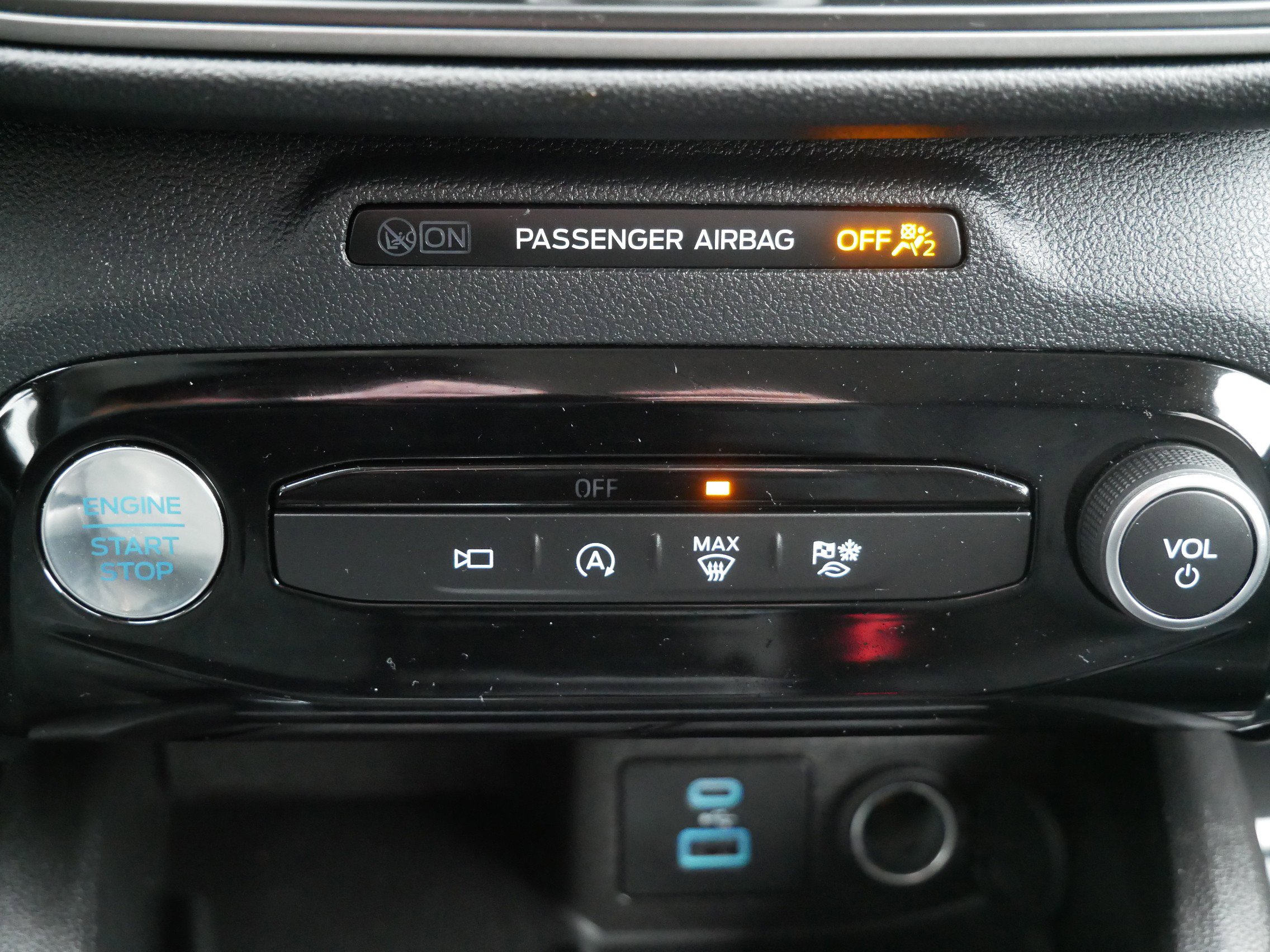 Used 2023 Ford Escape Active w/ Tech Pack #2 image 15