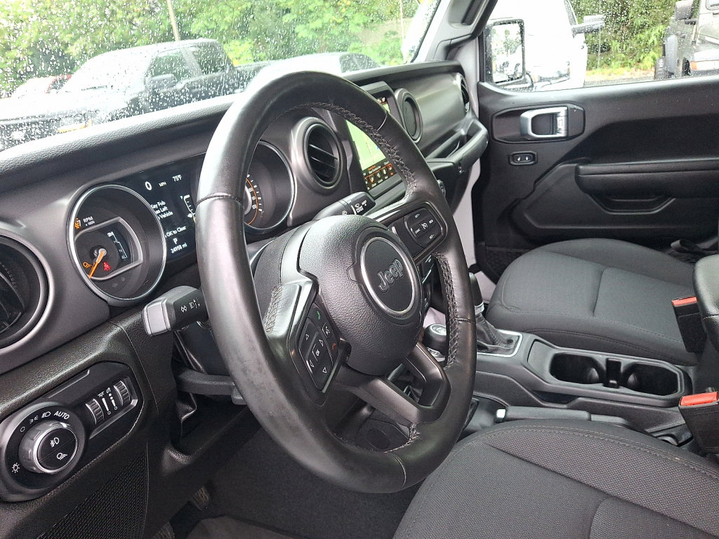 Certified 2022 Jeep Gladiator Willys image 25