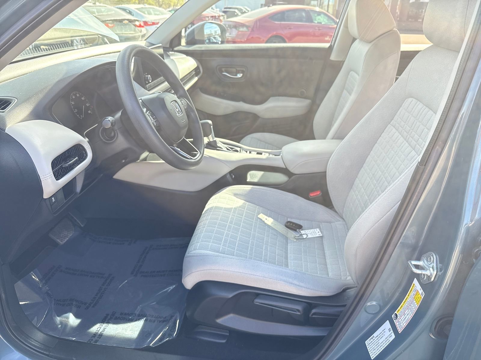 Used 2023 Honda HR-V LX image 23