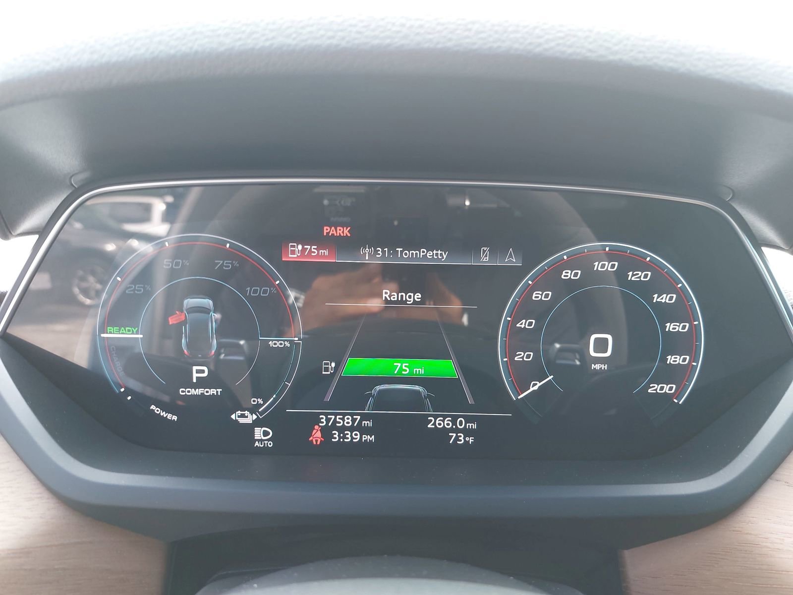 Used 2023 Audi e-tron GT Premium Plus AWD/4WD image 9