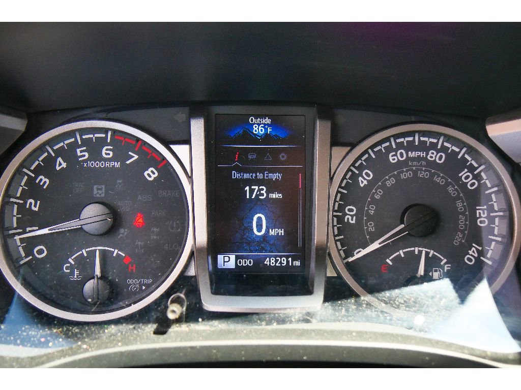 Used 2022 Toyota Tacoma SR5 w/ Trail Edition image 21