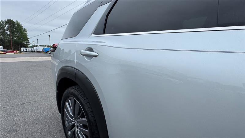 Used 2022 Nissan Pathfinder SL w/ SL Premium Package AWD/4WD image 26