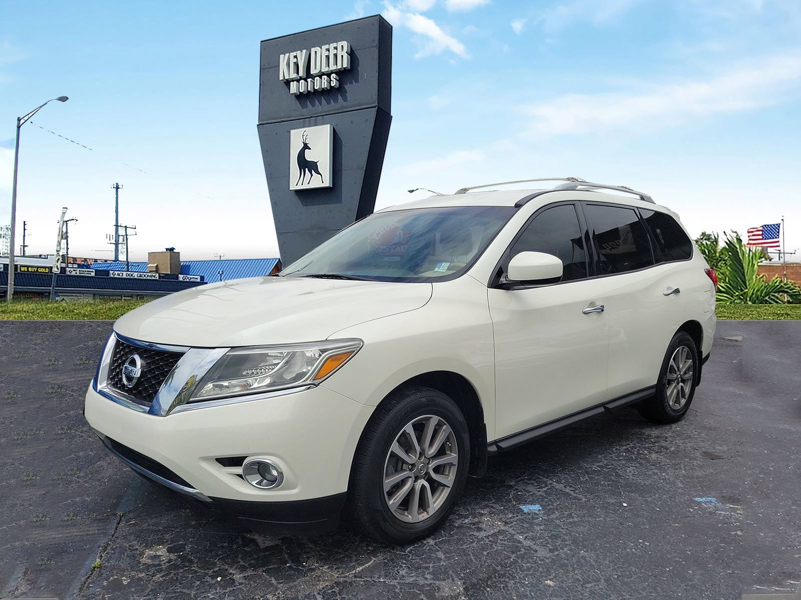 Used 2015 Nissan Pathfinder SV