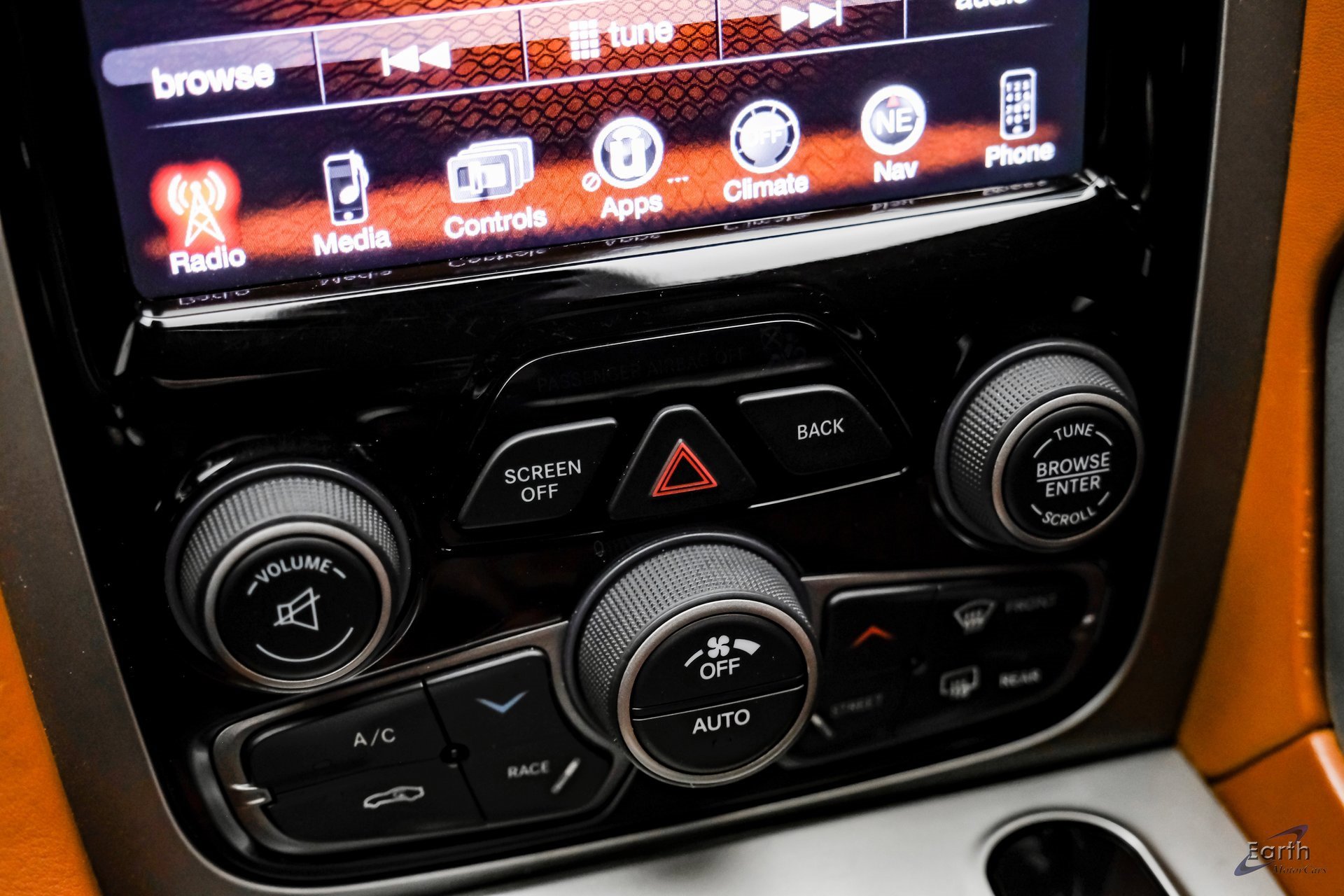 Used 2014 SRT Viper GTS w/ GTS Laguna Interior Package image 57