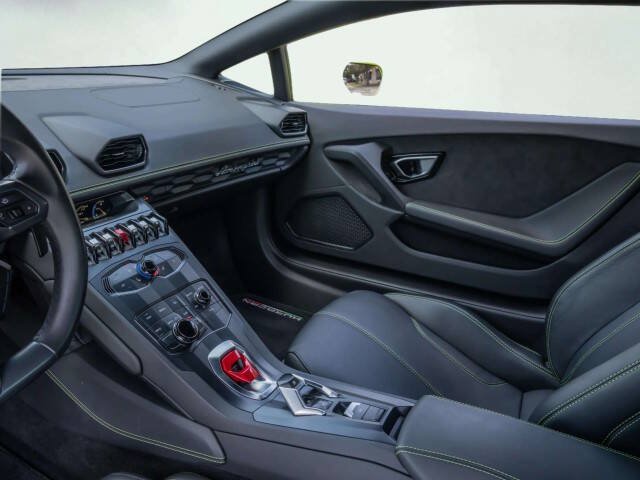 Used 2016 Lamborghini Huracan LP 610-4 Avio AWD/4WD image 20