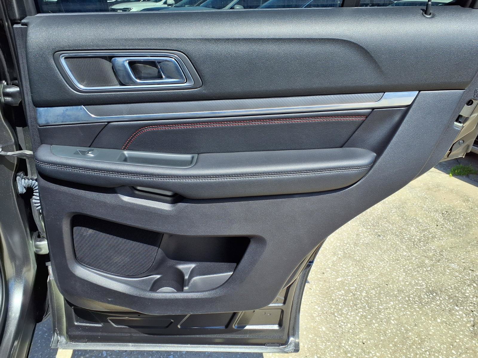 Used 2019 Ford Explorer Sport w/ Equipment Group 401A AWD/4WD image 14