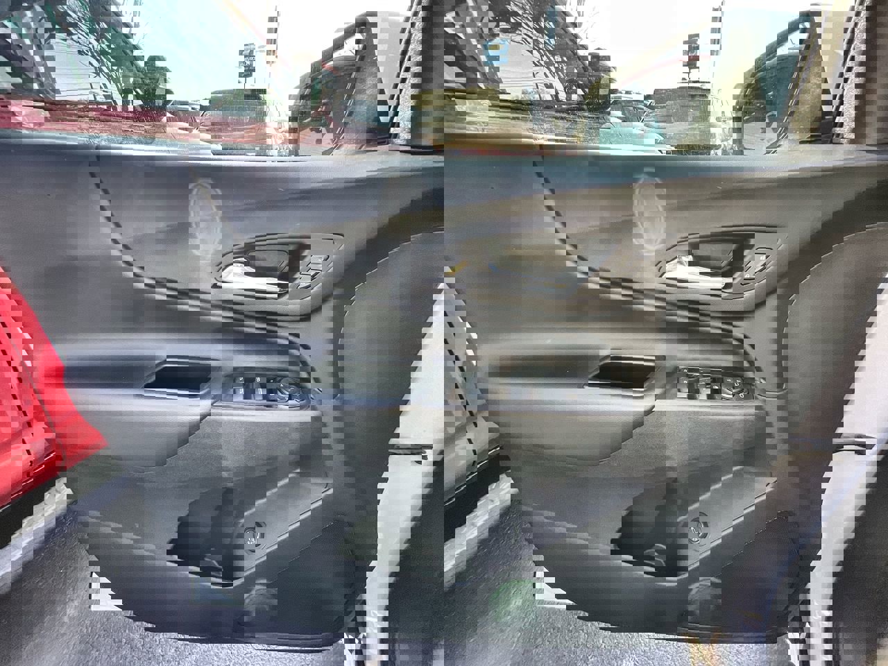 Used 2024 Chevrolet Equinox LT image 22