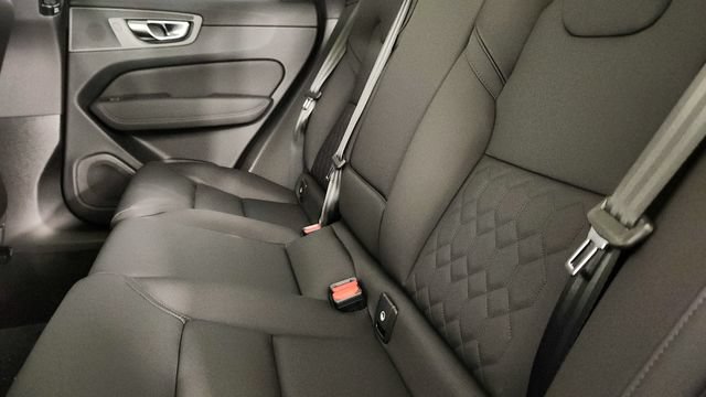 New 2026 Volvo XC60 B5 Plus w/ Protection Package AWD/4WD image 28