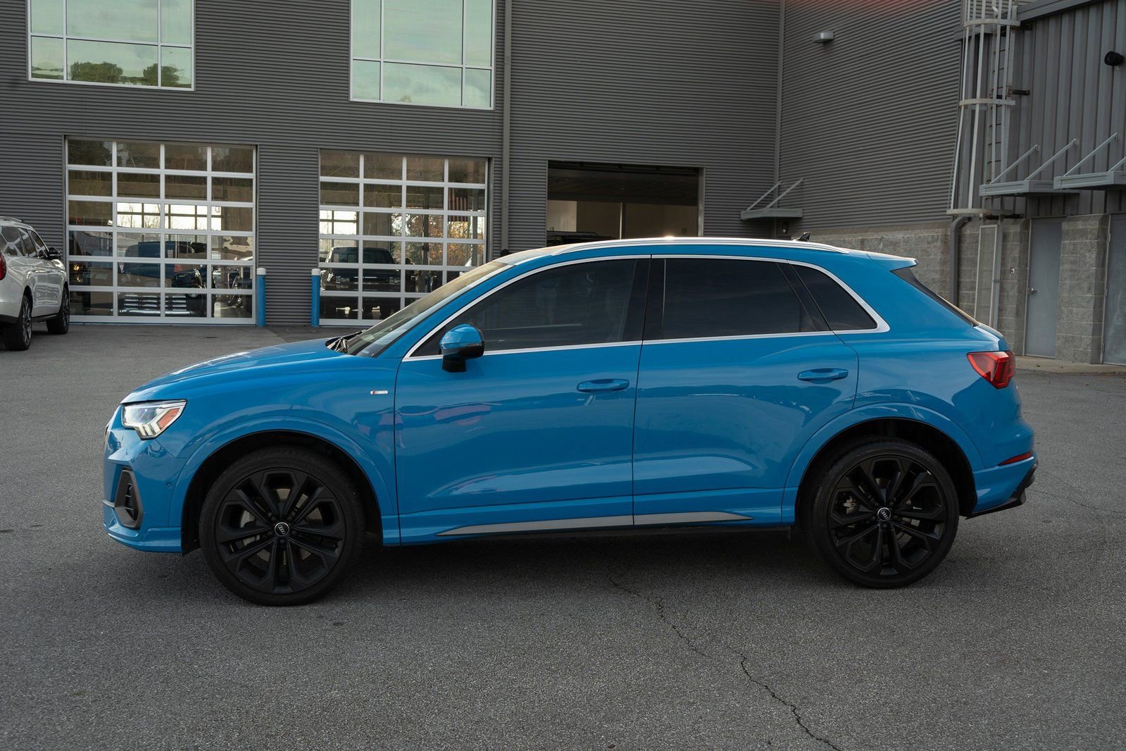 Used 2020 Audi Q3 2.0T Prestige w/ Prestige Package image 5