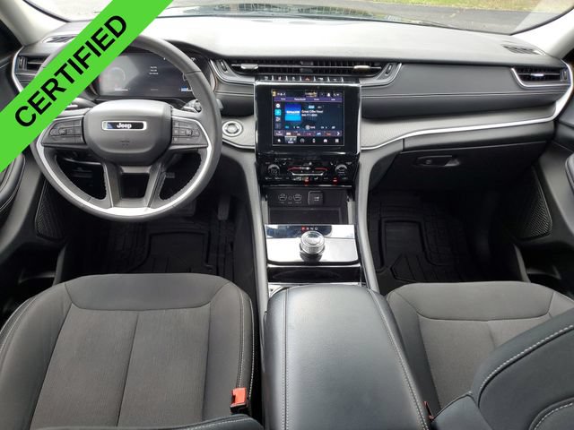 Used 2023 Jeep Grand Cherokee Laredo w/ Luxury Tech Group I AWD/4WD image 24