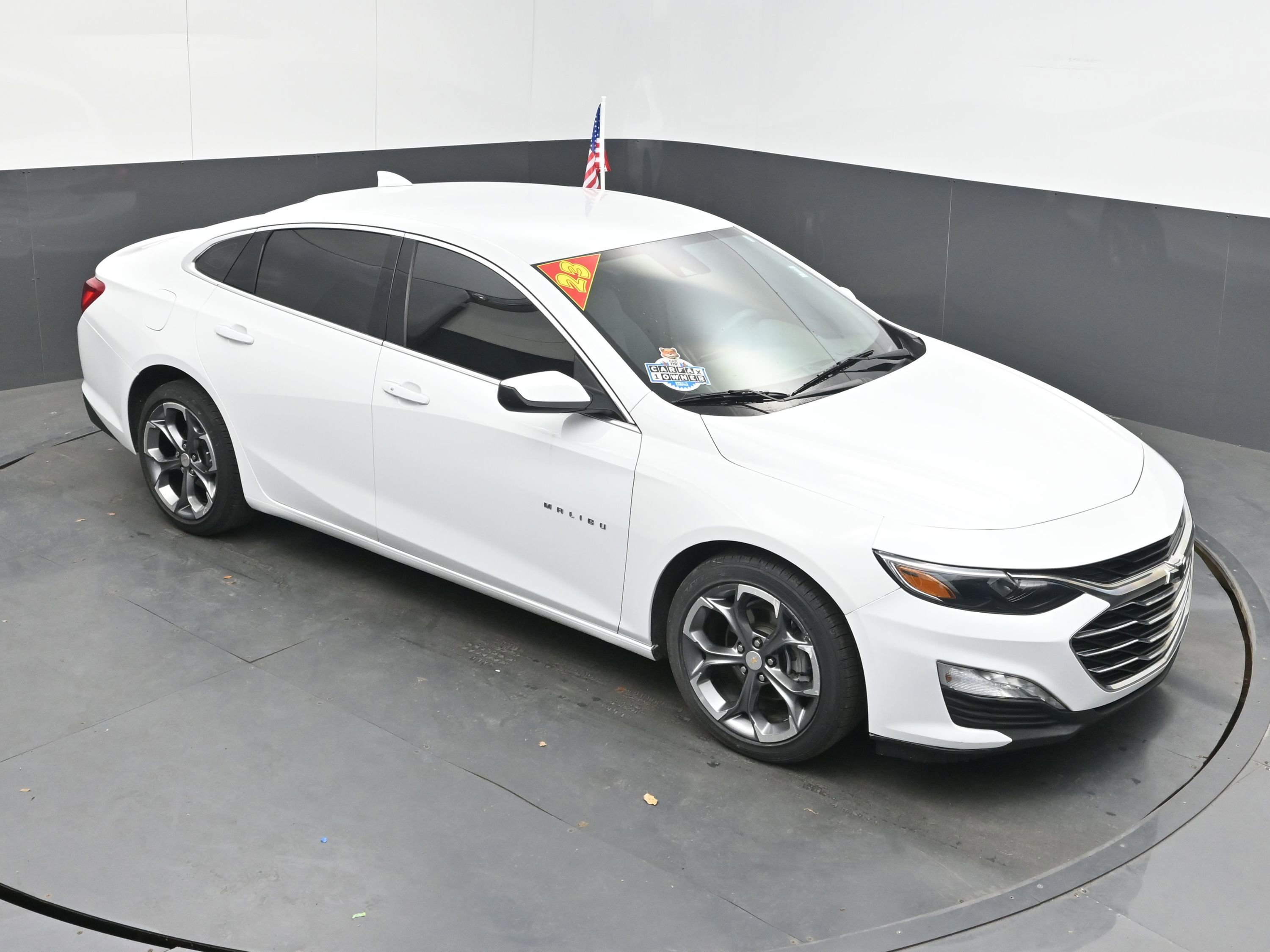 Used 2023 Chevrolet Malibu LT FWD image 31