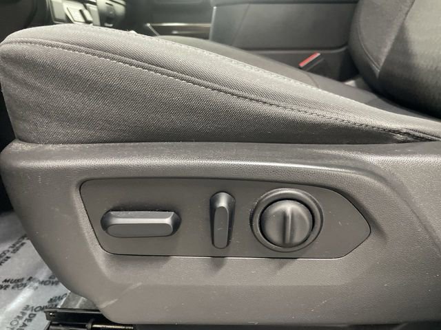 Used 2021 Chevrolet Silverado 1500 LT Trail Boss w/ Bed Protection Package image 12