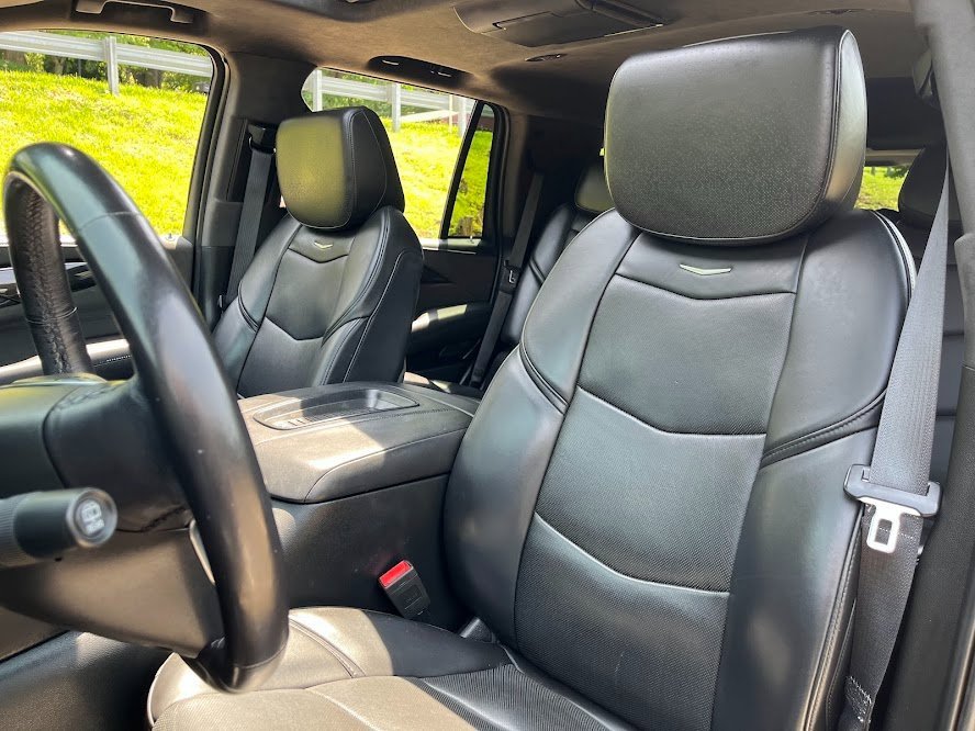 Used 2019 Cadillac Escalade Platinum image 9