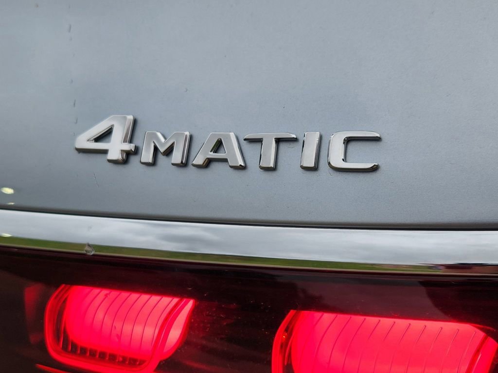 Used 2025 Mercedes-Benz GLS 450 4MATIC image 16
