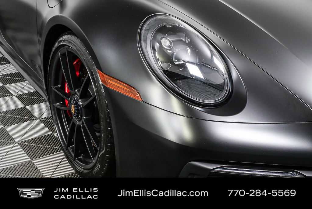Used 2024 Porsche 911 Carrera GTS image 34