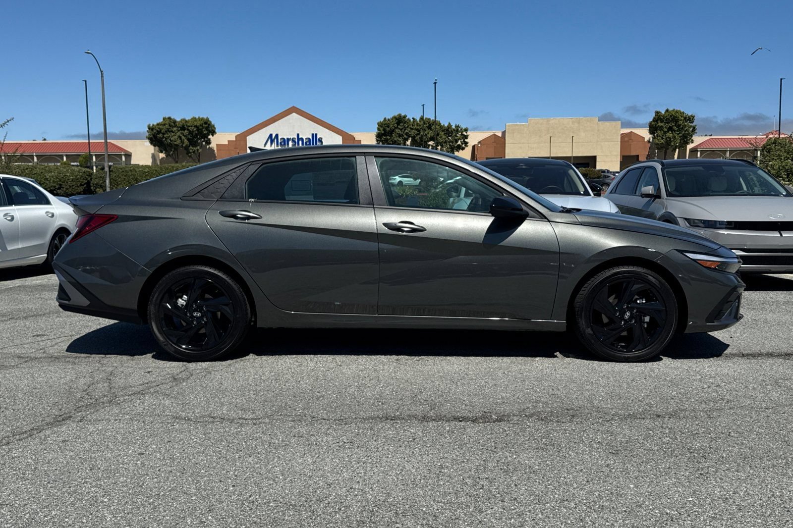 New 2026 Hyundai Elantra Sport FWD image 3