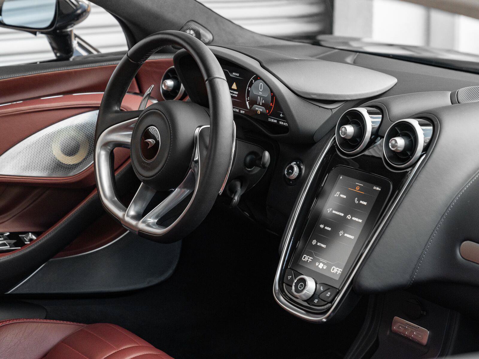 Used 2025 McLaren GTS RWD image 20