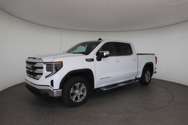 Used 2023 GMC Sierra 1500 SLE AWD/4WD image 3