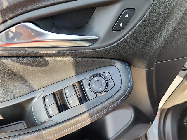 New 2026 Buick Encore GX Sport Touring image 9