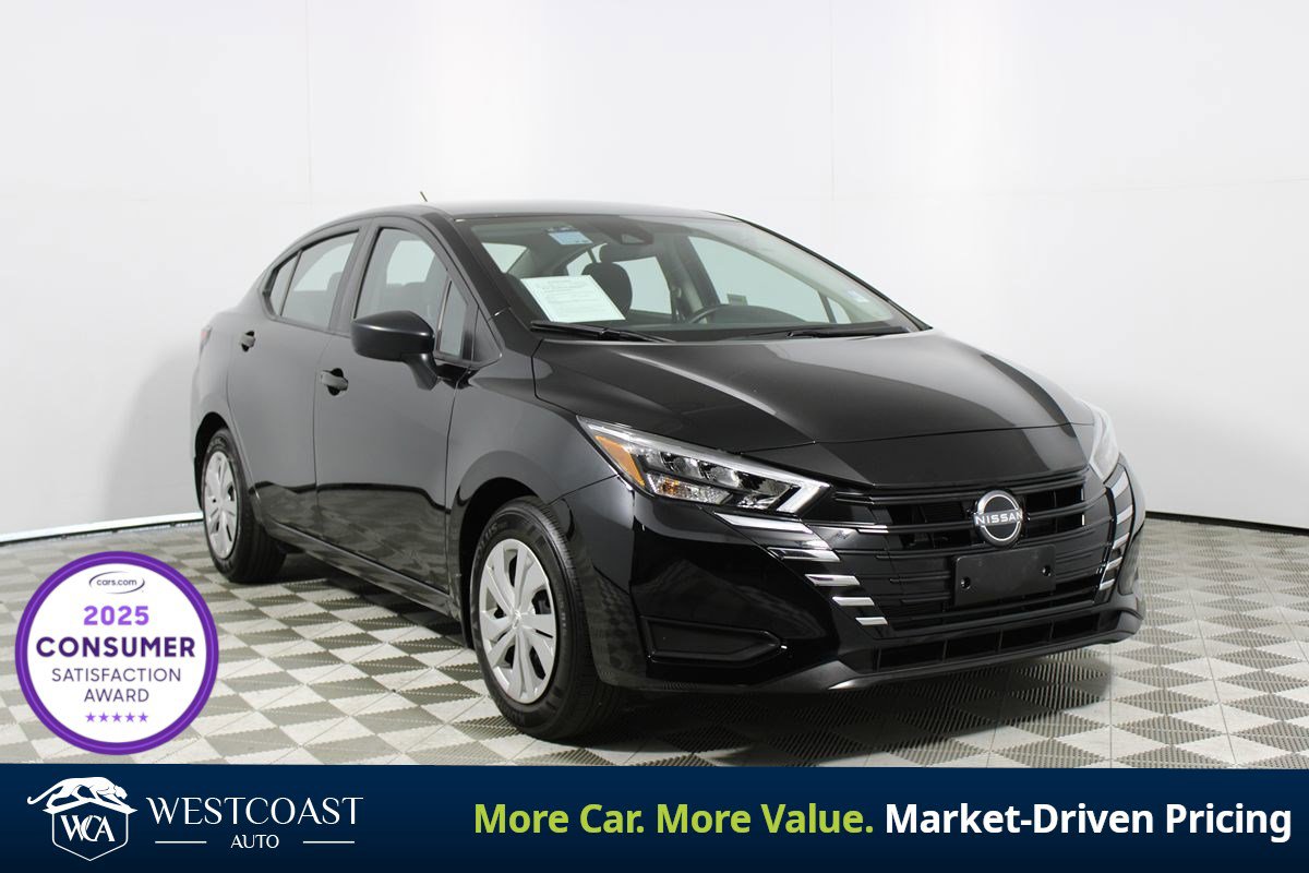 Used 2025 Nissan Versa S w/ Trunk Package