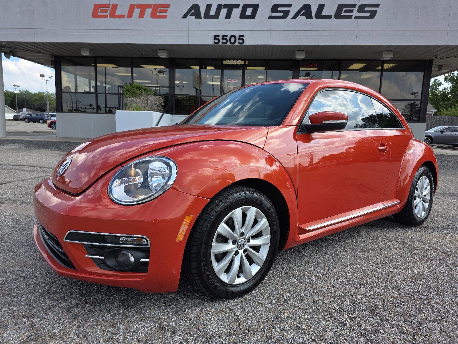 Used 2019 Volkswagen Beetle 2.0T SE