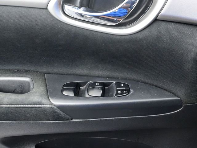 Used 2015 Nissan Sentra SV image 19