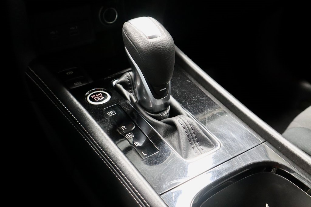 Certified 2024 Nissan Kicks SV image 32