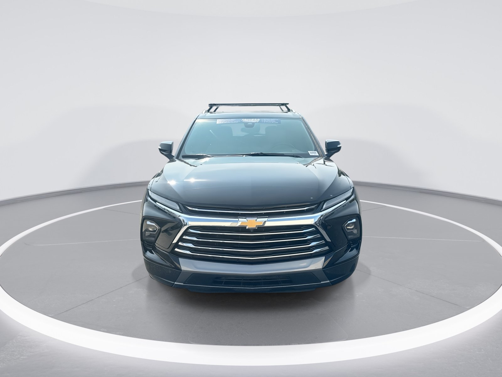 Used 2023 Chevrolet Blazer Premier w/ Driver Confidence II Package FWD image 3