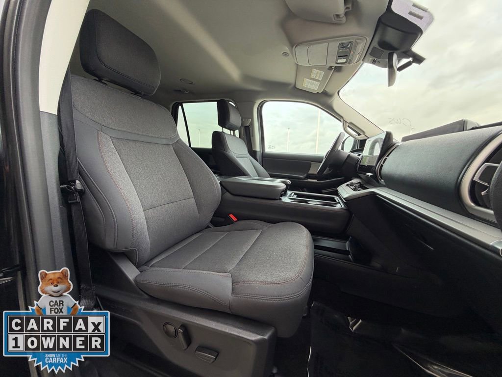 Used 2025 Ford Expedition Max Active AWD/4WD image 23