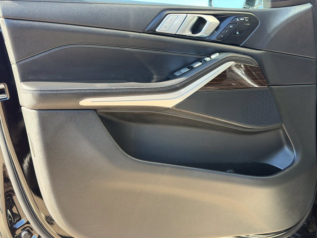 Used 2019 BMW X7 xDrive40i w/ Cold Weather Package AWD/4WD image 24