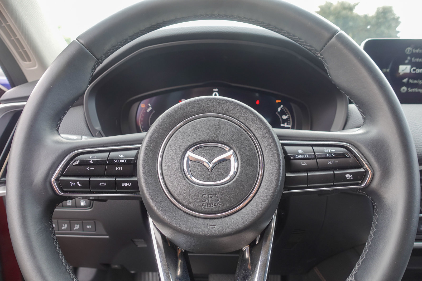Used 2024 MAZDA CX-90 Plug-In Hybrid w/ Premium Pkg AWD/4WD image 19