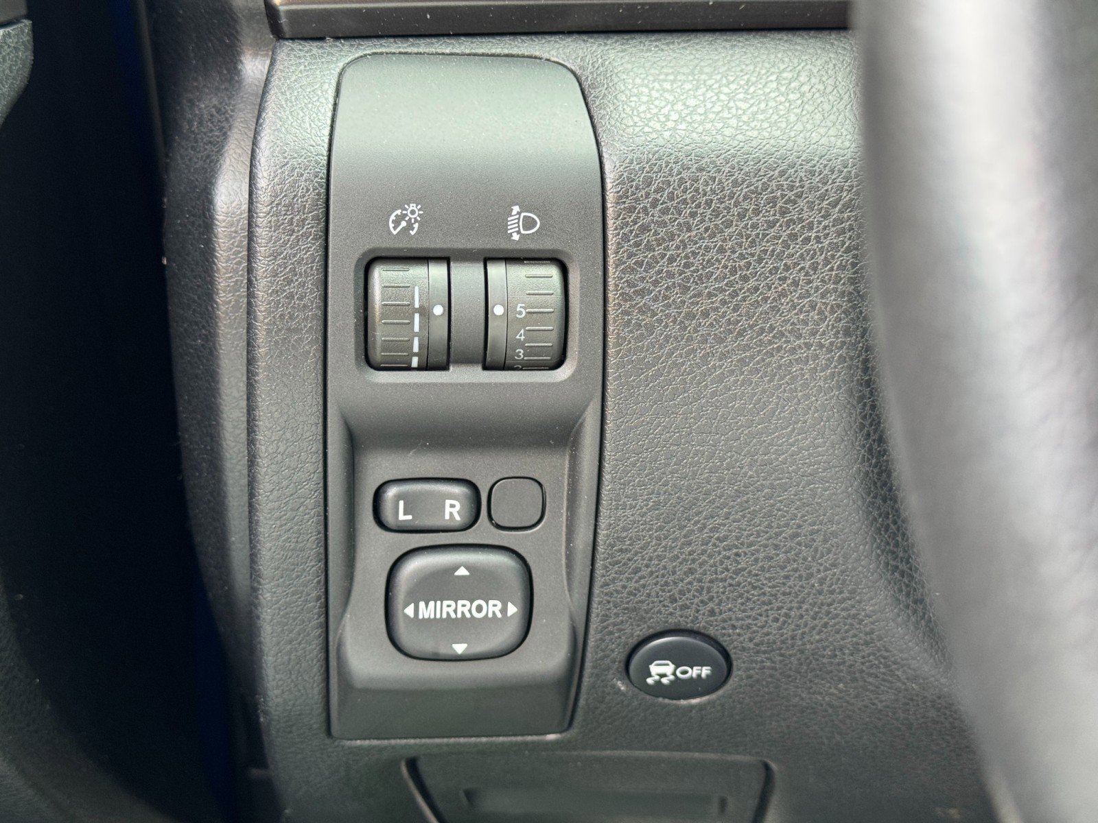 Used 2013 Subaru Impreza WRX Limited AWD/4WD image 16
