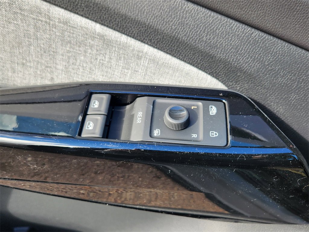 New 2026 Volkswagen ID.4 Pro image 4