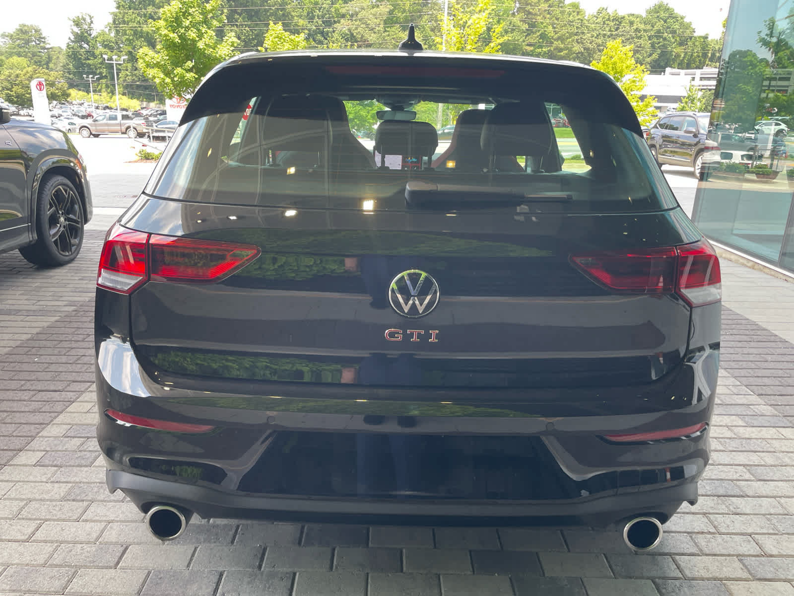 Certified 2025 Volkswagen GTI Autobahn FWD image 24
