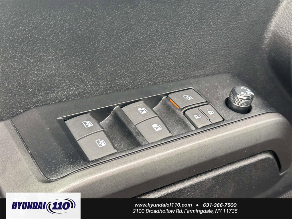 Used 2023 Toyota Tacoma TRD Off-Road image 15